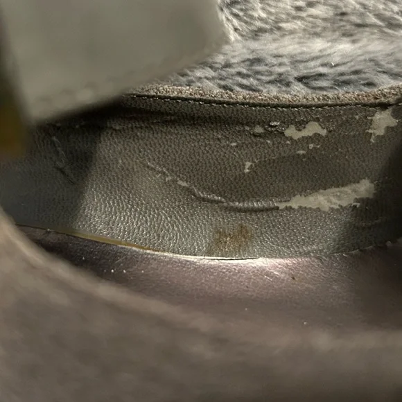 Merona Gray Suede Shoes. Size 9 - Picture 10 of 11